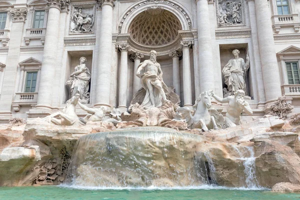 Fontana Trevi Roma Disparo Desde Nivel Del Agua Italia —  Fotos de Stock