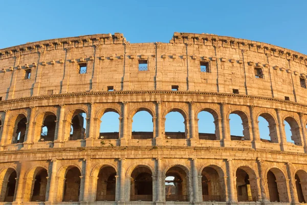 Vorderansicht Des Kolosseums Sonnenuntergang Rom Italien Horizontal — Stockfoto