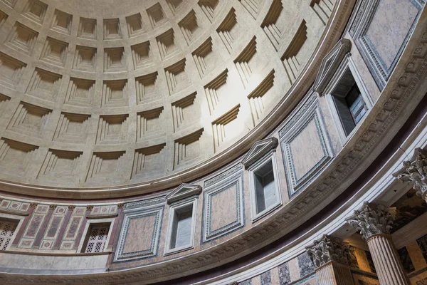 Inre av Pantheon i Rom — Stockfoto