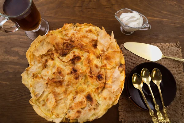 Postre Harina Con Una Corteza Rugosa Cucharaditas Una Espátula Metal — Foto de Stock