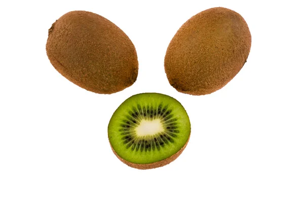 Metade Toda Fruta Kiwi Fruta Madura Isolado Sobre Fundo Branco — Fotografia de Stock