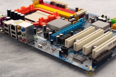 Bilgisayar anakart tamir için. Elektronik teknolojisi aygıt. Yakın çekim.