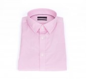 Tričko růžové muž na bílém pozadí - nové a skládané