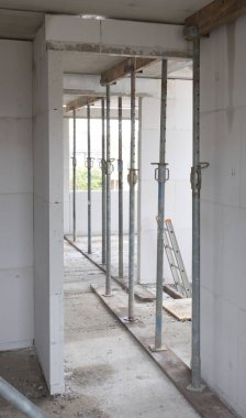 Şantiye inşaat - her yerde tutarak - Hollanda altında ev