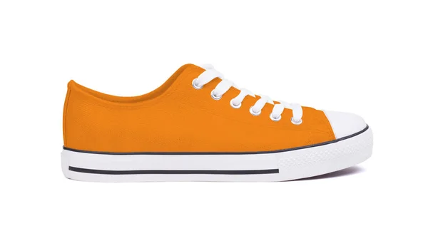 オレンジ 白い背景で隔離の新しいスニーカー靴 — ストック写真