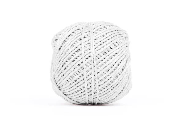 白色背景上被隔绝的绳子的小球 — 图库照片