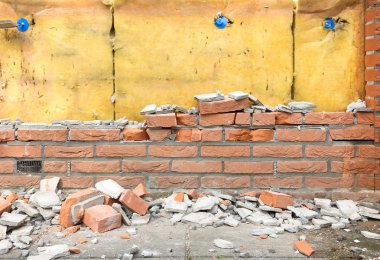 Bir tuğla duvar kırma - bir ev Remodeling