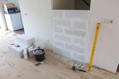 Hafif beton ile küçük bir duvar inşa blokları - kendin yap