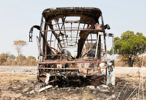 Égett Busz Oldalán Botswana — Stock Fotó