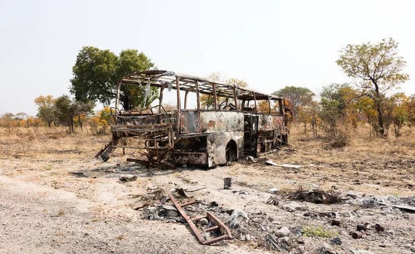 Égett Busz Oldalán Botswana — Stock Fotó