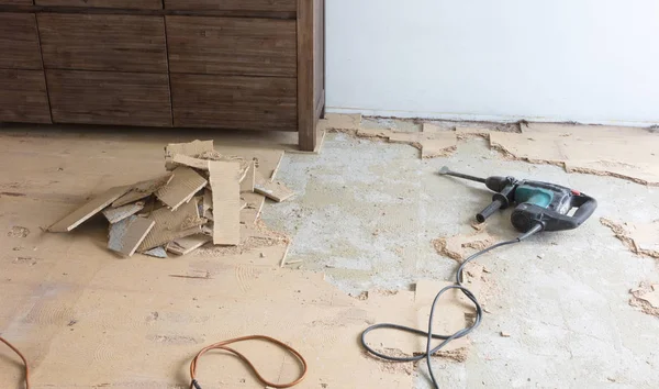 Κατασκευή Jackhammer Removing Chipboard Floor Επιλεκτική Εστίαση — Φωτογραφία Αρχείου