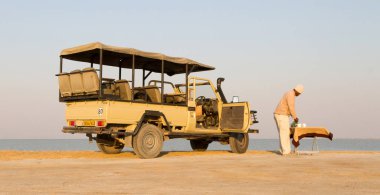 Sowa, Botsvana, Ağustos 4, 2018 - sabah oyun sürücü araç, oyun götürmek are önemli bir turistik alan.