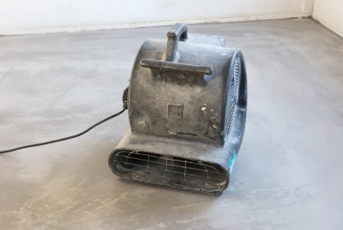 Bir kat, Kapalı kurutma için büyük blower