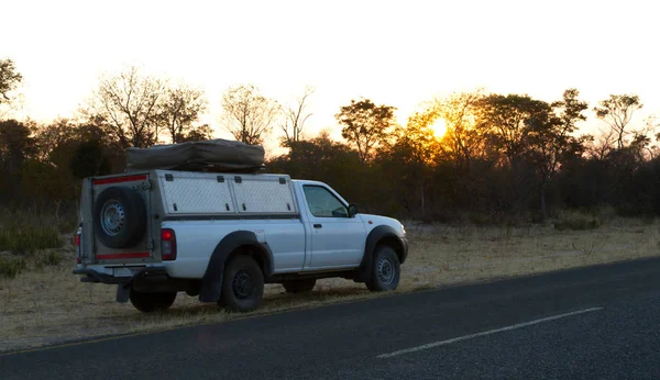 Pickup Truck Rooftop Tent Driving Botswana — Stock Photo, Image