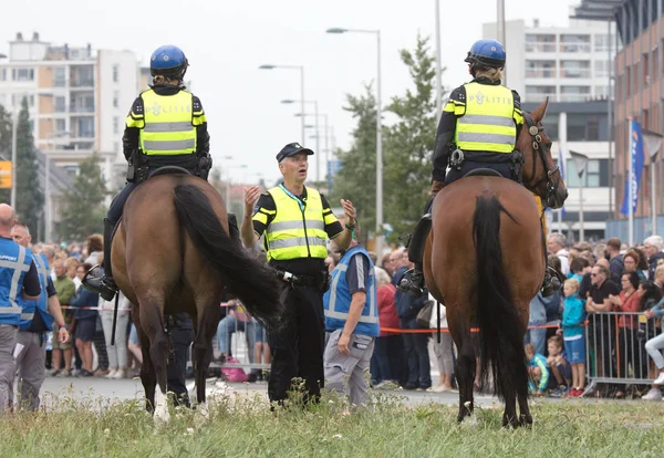 Leeuwarden Nederländerna Augusti 2018 Nederländska Polisen Den Kulturella Huvudstaden Världen — Stockfoto