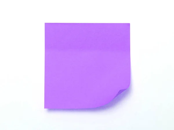 Nota Adhesiva Púrpura Aislada Sobre Fondo Blanco — Foto de Stock