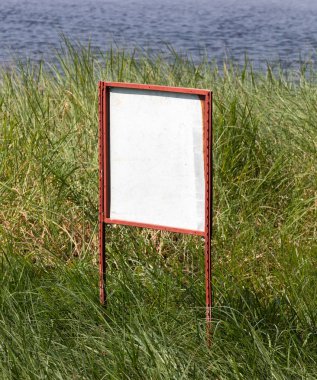 Botswana 'daki rıhtımda boş tabela.