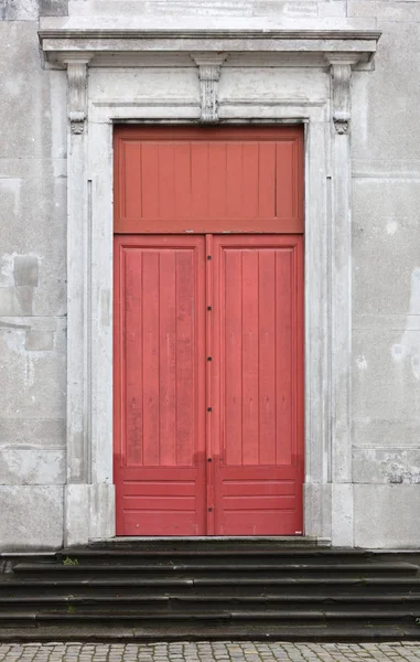 Puerta roja vieja —  Fotos de Stock