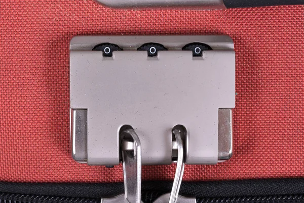 Kombinační zámek na kufr cestovní tašku. Číslo, ocelové — Stock fotografie