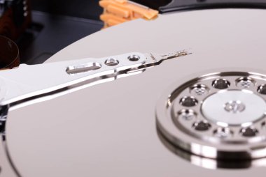 Bilgisayarın sabit disk yakın çekim ayrıntıları