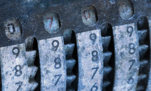 Vintage manual adding machine isolated - 700 — Stock Photo, Image