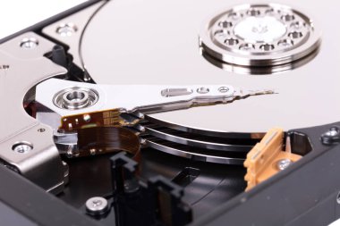 Bilgisayarın sabit disk yakın çekim ayrıntıları