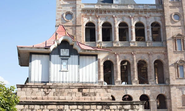 Antananarivo, Madagascar - 22 de julio de 2019 - Tumbas reales en el Ro — Foto de Stock