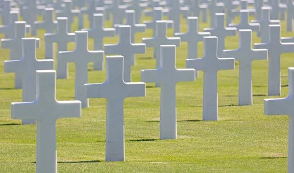 Ряды Могил Американском Млитаристском Кладбище Люксембурге — стоковое фото