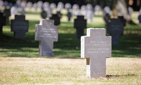 Lussemburgo Lussemburgo Luglio 2020 Tomba Nel Cimitero Guerra Tedesco Sandweiler — Foto Stock