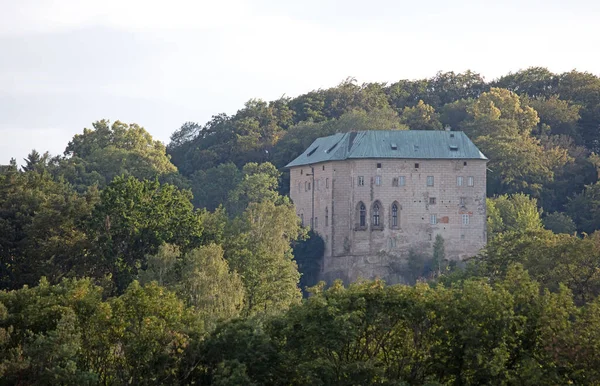 Hrad Houska Raně Gotický Hrad Jeden Nejzachovalejších Hradů Doby Mezi — Stock fotografie