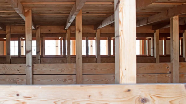 Dachau, Bavyera, Almanya 'daki toplama kampından tahta yataklar.