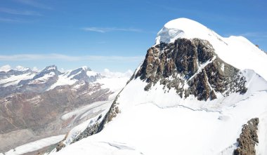 Matterhorn Buzul Cenneti, Alpler, İsviçre 'den inanılmaz bir manzara.