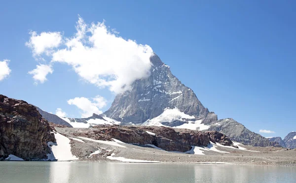 Matterhorn Iconic Emblem Swiss Alps Summertime — Stock Photo, Image