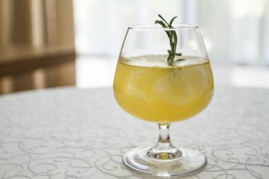 Festival meyve tablosu, içecekler, meyve dilimlenmiş, yüksek yaz, şeftali, tatlı kiraz, çilek, kiraz, atıştırmalıklar, tatlılar