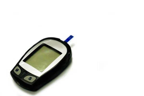 Glucose Meter Met Blad Check Isoleren Witte Achtergrond Maak Met — Stockfoto