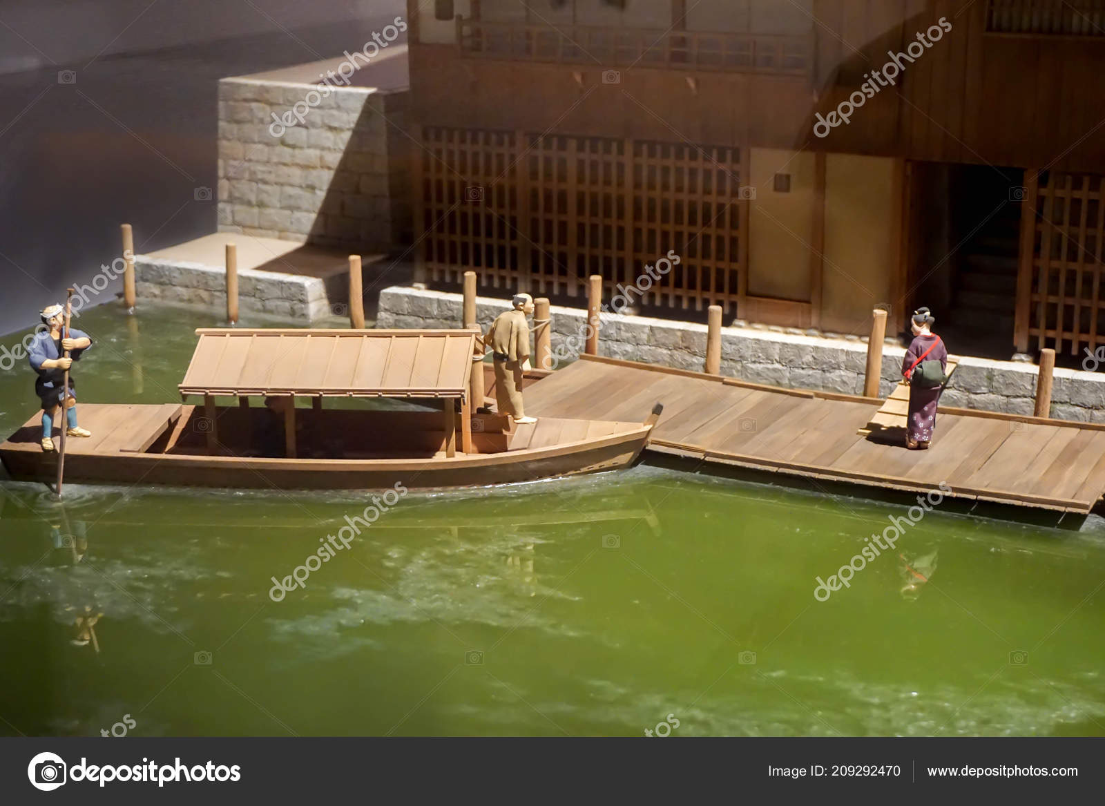 toy pontoon