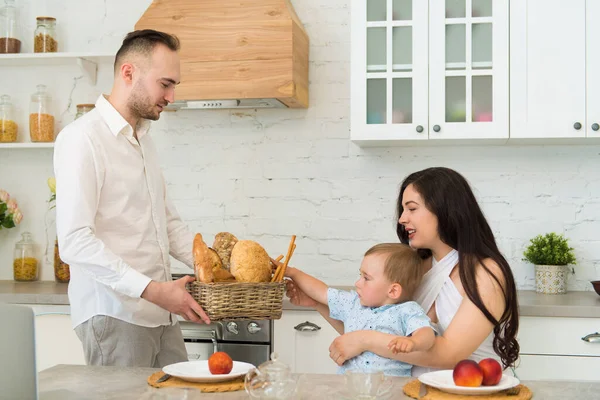 Happy Family Home Kitchen Married Couple Small Child Baby Takes — Stock Photo, Image