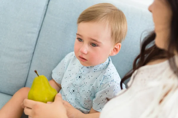 Happy Family Living Room Woman Baby Boy Green Pear — Stock Photo, Image