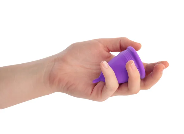 Рука Держит Фиолетовый Менструальный Стаканчик Белом Фоне — стоковое фото