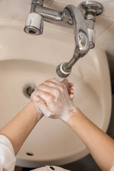 Mencuci Tangan Dengan Sabun Bawah Air Tinggal Rumah Karantina Dengan — Stok Foto