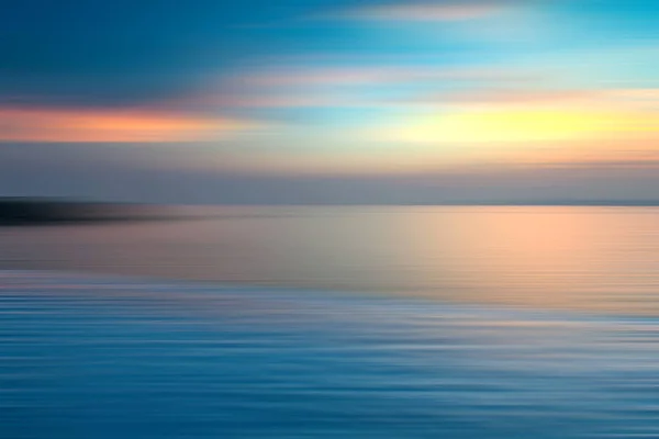 Motion Blurred Background Refraction Water Panoramic Dramatic View Infinity Sunset — Stock Photo, Image