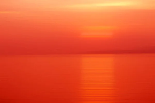 Абстрактное Фоновое Движение Размытое Рефлексией Воде Закатом Море Светлое Время — стоковое фото
