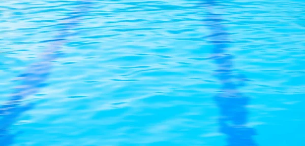 Голубая Вода Ванны Бассейне — стоковое фото