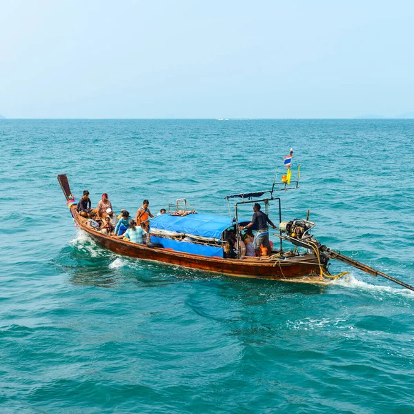 Phuket Thailand Mart 2015 Phuket Adasında Andaman Denizi Nin Mavi — Stok fotoğraf