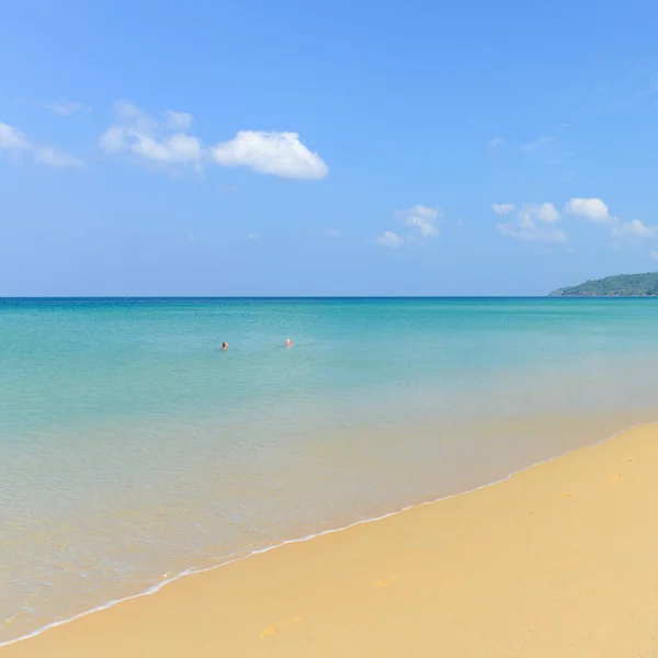 Phuket Thailandia Marzo 2015 Piacere Paio Persone Sulla Bellissima Spiaggia — Foto Stock