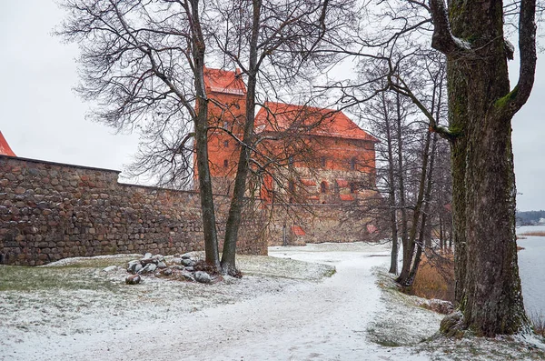 Lituânia Trakai Castelo Trakai Lago Galve Lituânia Dezembro 2017 — Fotografia de Stock