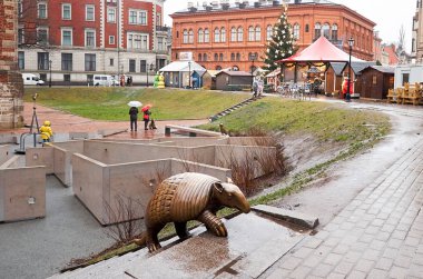 Letonya. Riga. Riga eski şehir savaş anıtı. 01 Ocak 2018