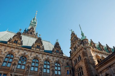 Almanya. Hamburg merkezinde Hamburg Belediye Binası. 13 Şubat 2018