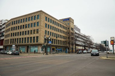 Almanya. Berlin. Cityscape. Deutsche Oper Berlin Bismarckstrasse üzerinde yakınındaki evleri. 15 Şubat 2018