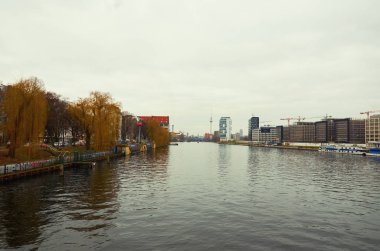 Almanya. Berlin. Cityscape Berlin. Evler ve sokaklar. 17 Şubat 2018